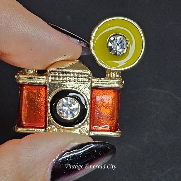 Retro Brooch Vtg Photo Camera Pin Flash Bulb Orange Enamel Rhinestone Gold Tone - Picture 3 of 12